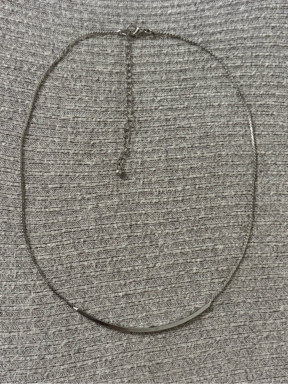 Vintage silver tone curved pendant on adjustable chain necklace